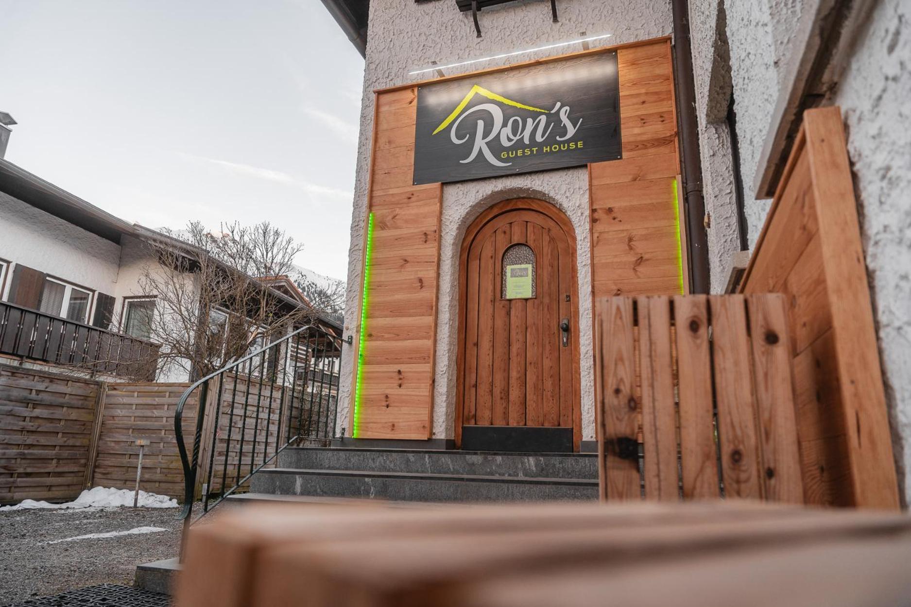 Hostel - Ron'S Guesthouse Оберстдорф Экстерьер фото