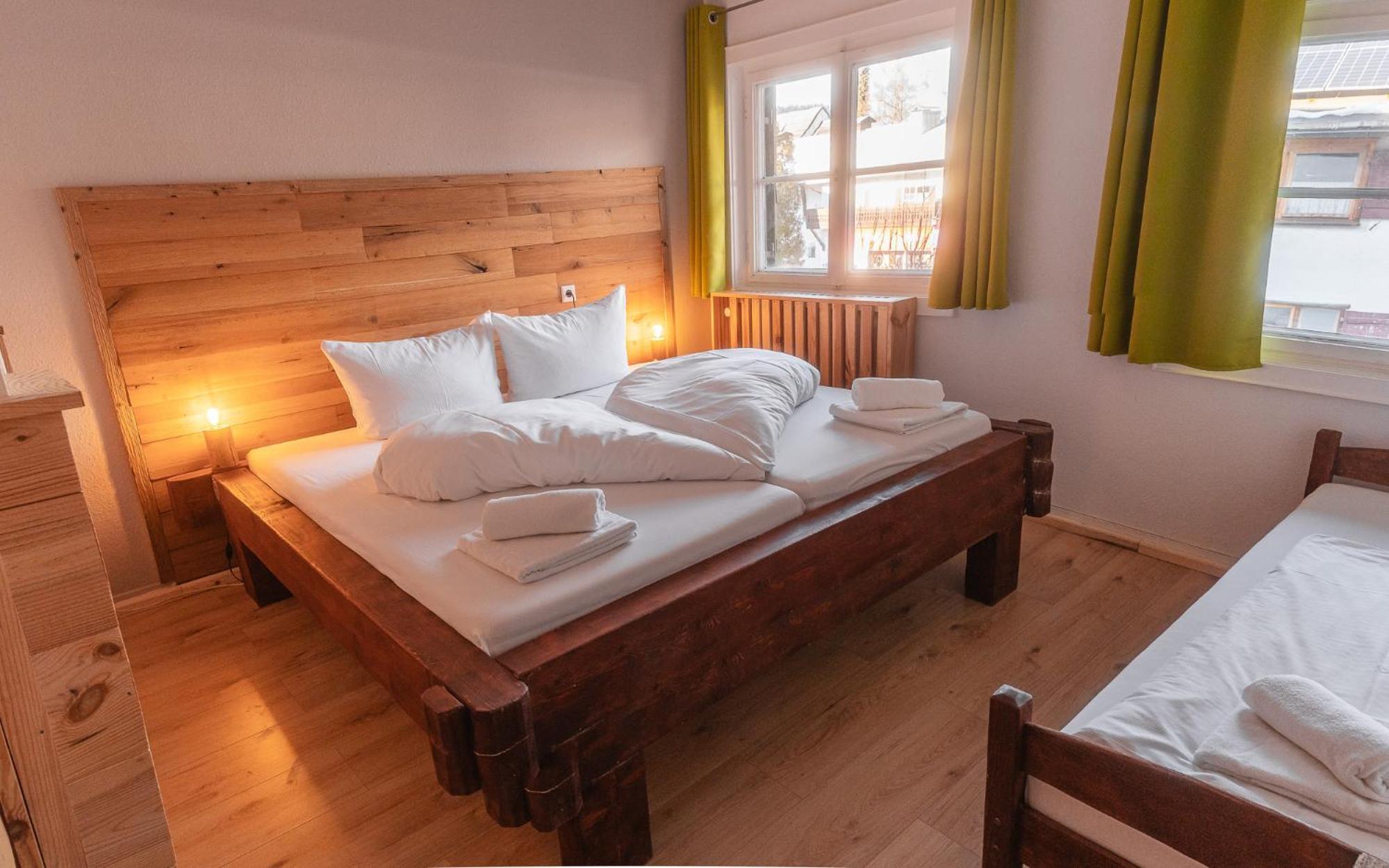Hostel - Ron'S Guesthouse Оберстдорф Экстерьер фото
